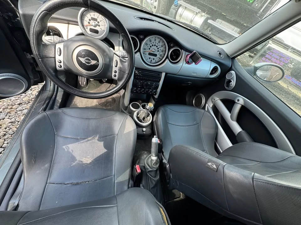 2004 Mini Mini Cooper S 1st Gen - Image 7 of 7