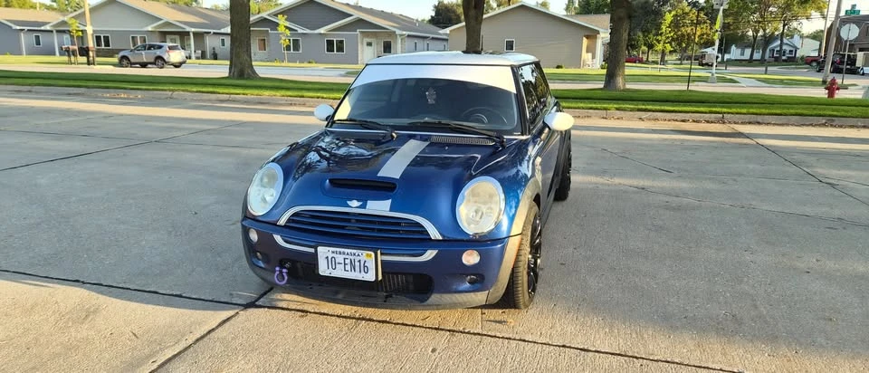 2004 Mini Mini Cooper S 1st Gen - Image 2 of 13