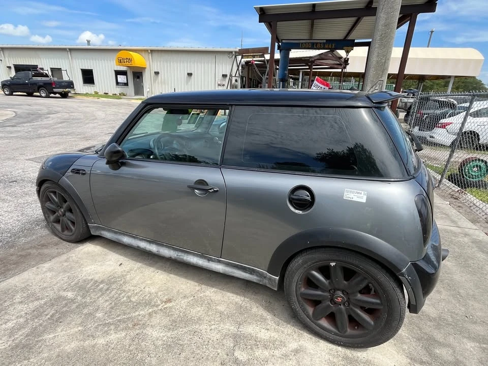 2004 Mini Mini Cooper S 1st Gen - Image 7 of 10