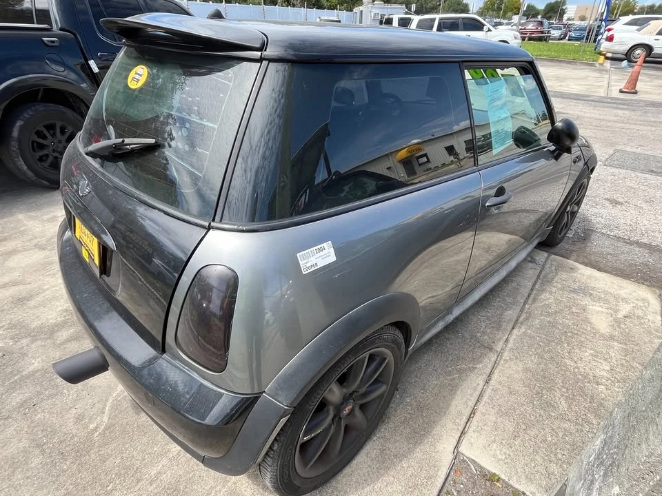 2004 Mini Mini Cooper S 1st Gen - Image 6 of 10