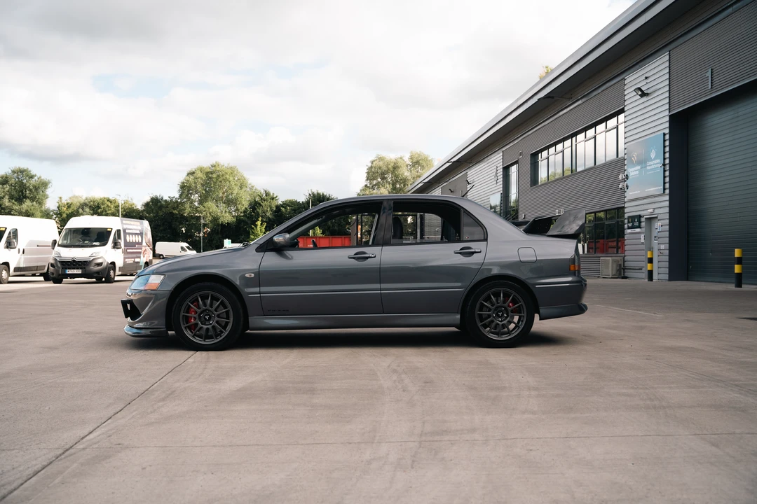 2004 Mitsubishi Lancer Evolution VIII 7th Gen - Image 5 of 31