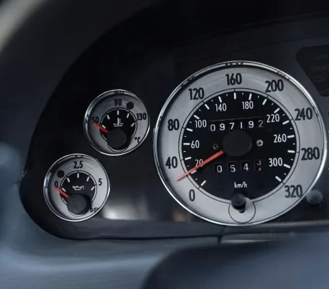 2004 Maserati Coupe - Image 18 of 31