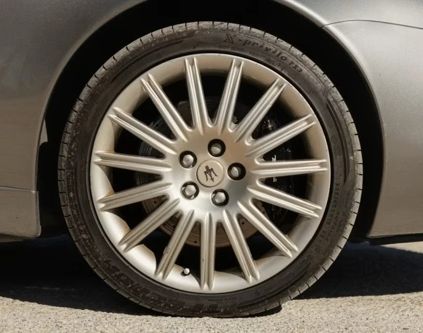 2004 Maserati Coupe - Image 9 of 31