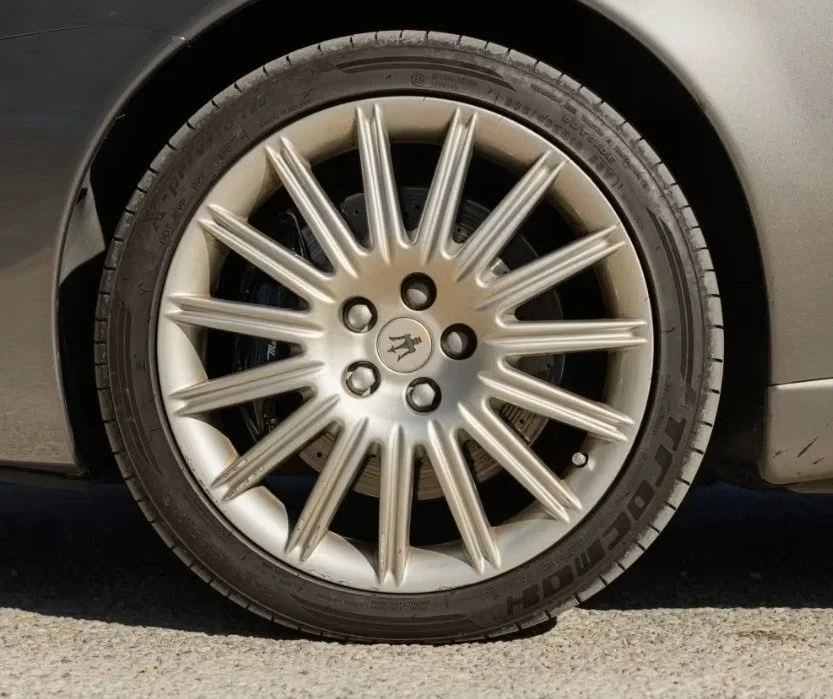 2004 Maserati Coupe - Image 7 of 31