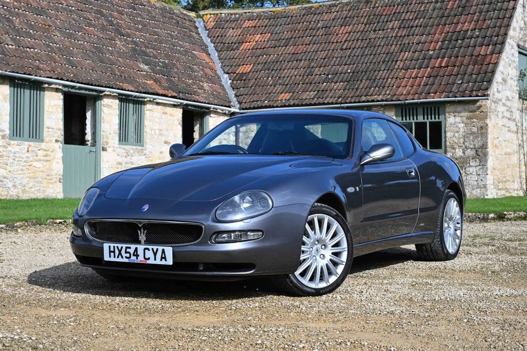 2004 Maserati Coupe - Image 2 of 2