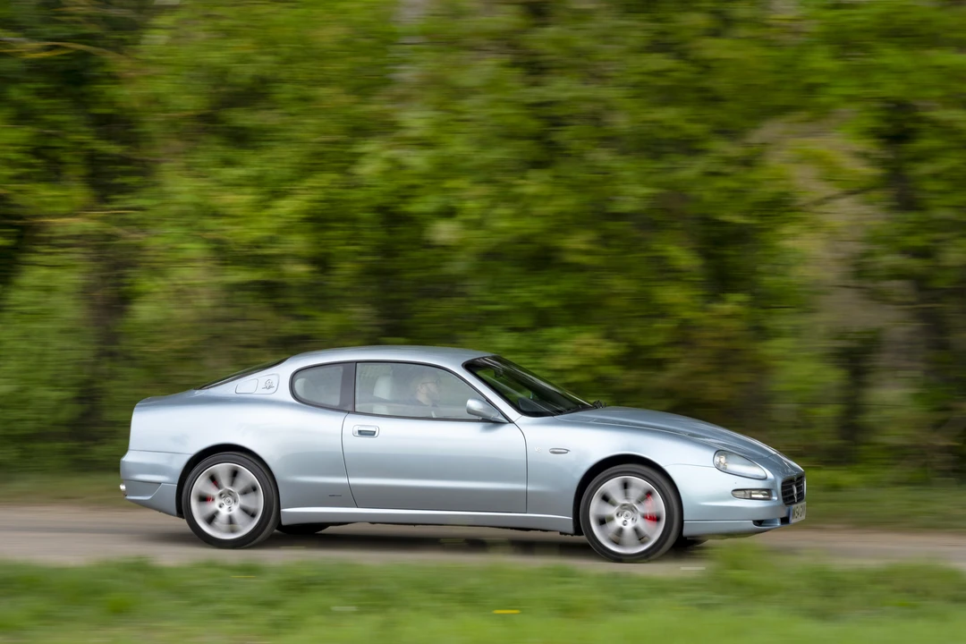 2004 Maserati Coupe - Image 15 of 31