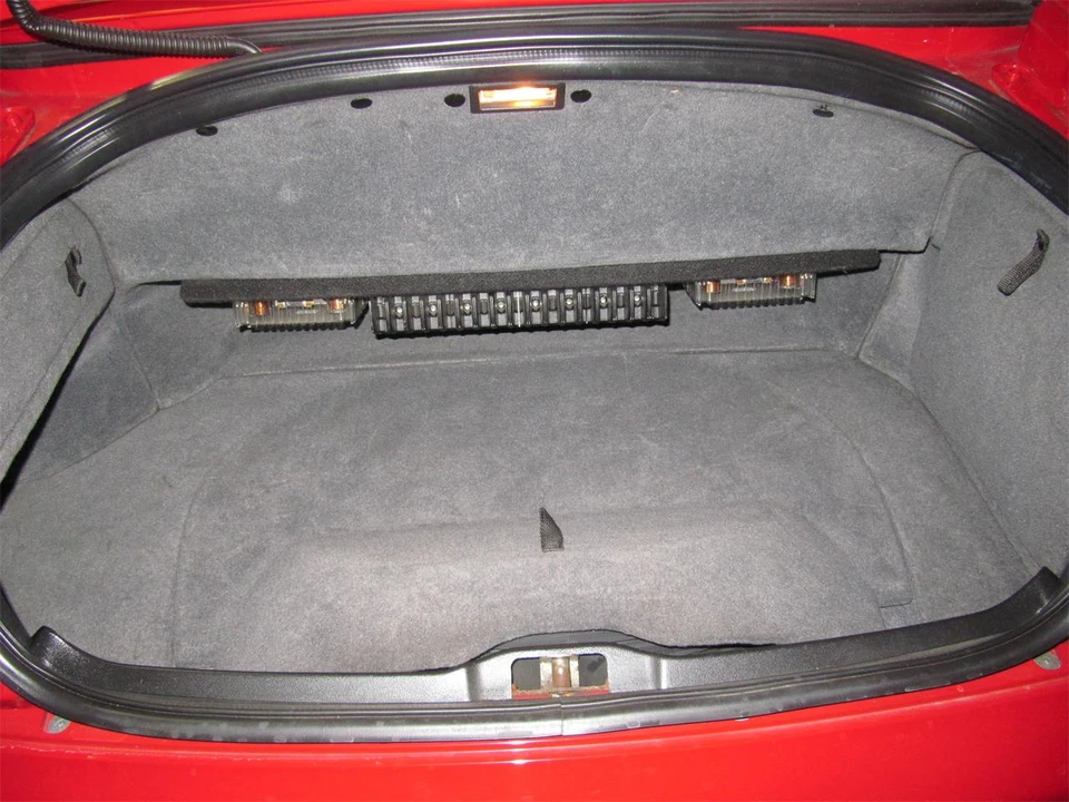 2004 Maserati Coupe - Image 17 of 20