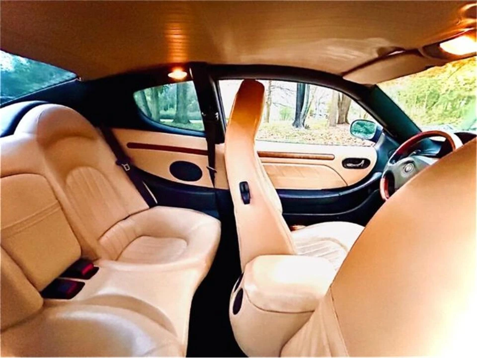 2004 Maserati Coupe - Image 17 of 29