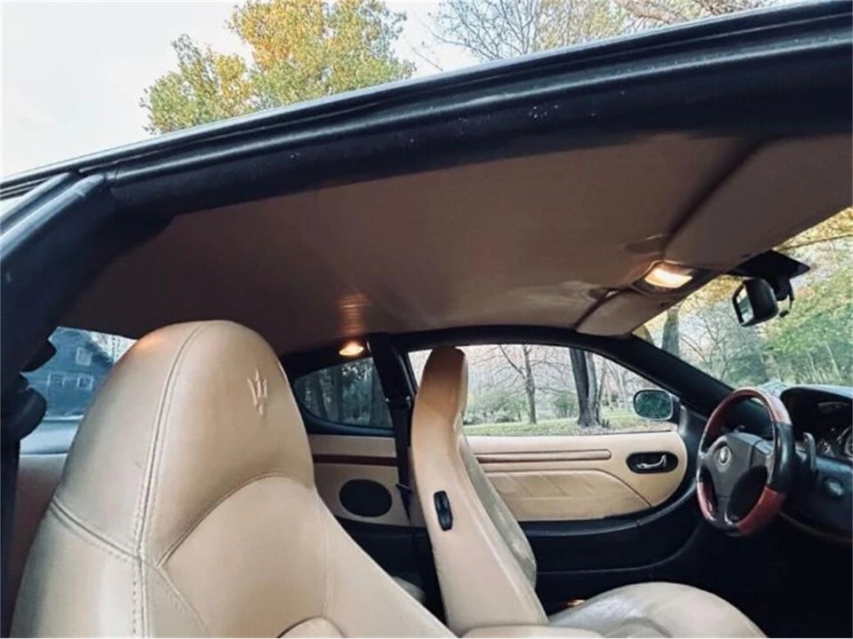 2004 Maserati Coupe - Image 12 of 29