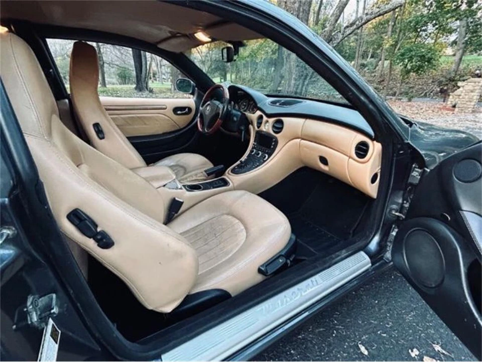 2004 Maserati Coupe - Image 11 of 29