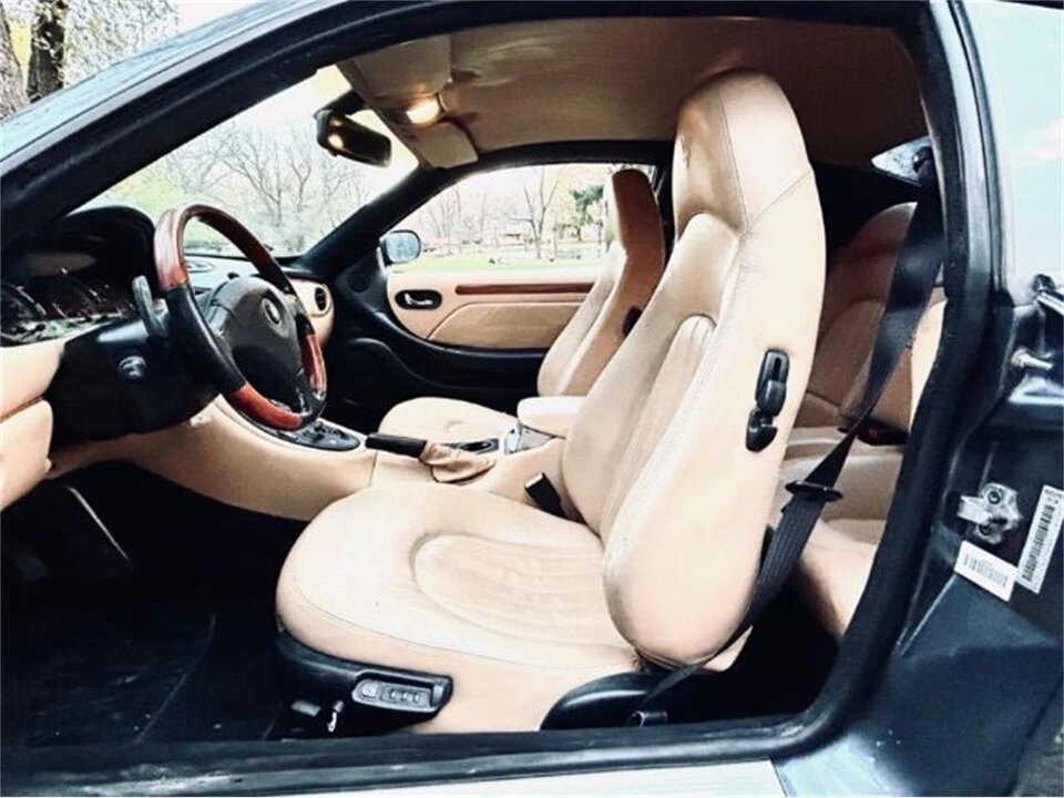 2004 Maserati Coupe - Image 28 of 29