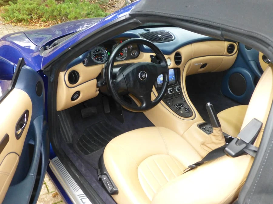 2004 Maserati Spyder - Image 5 of 7