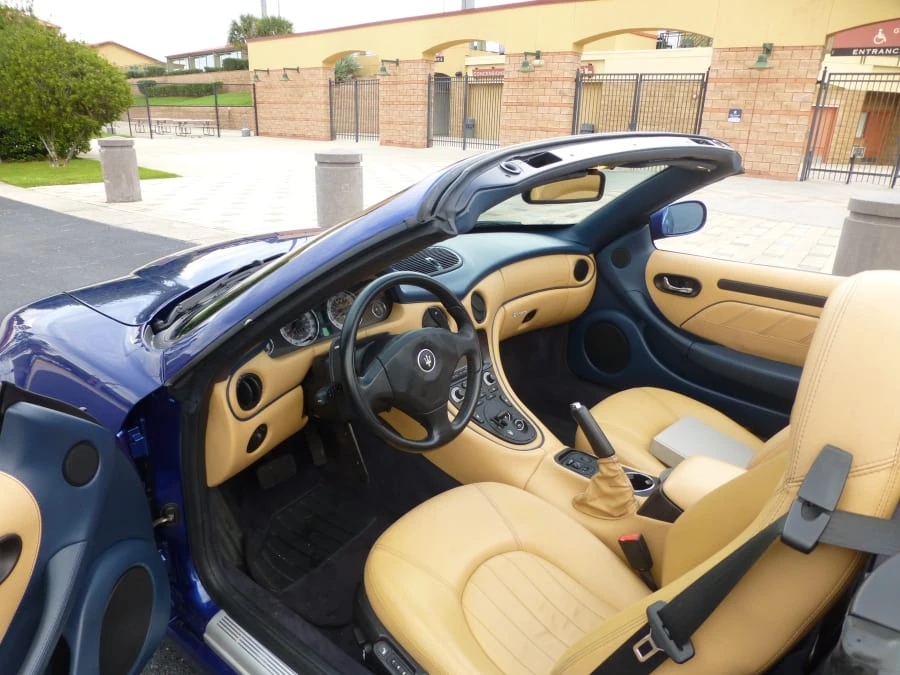 2004 Maserati Spyder - Image 4 of 8