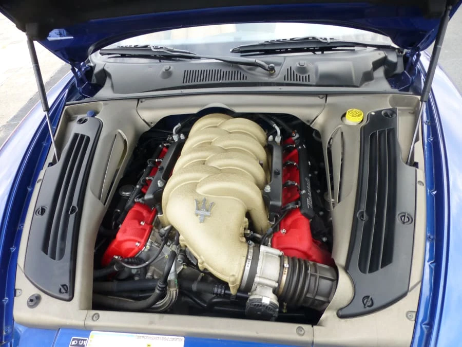 2004 Maserati Spyder - Image 5 of 8