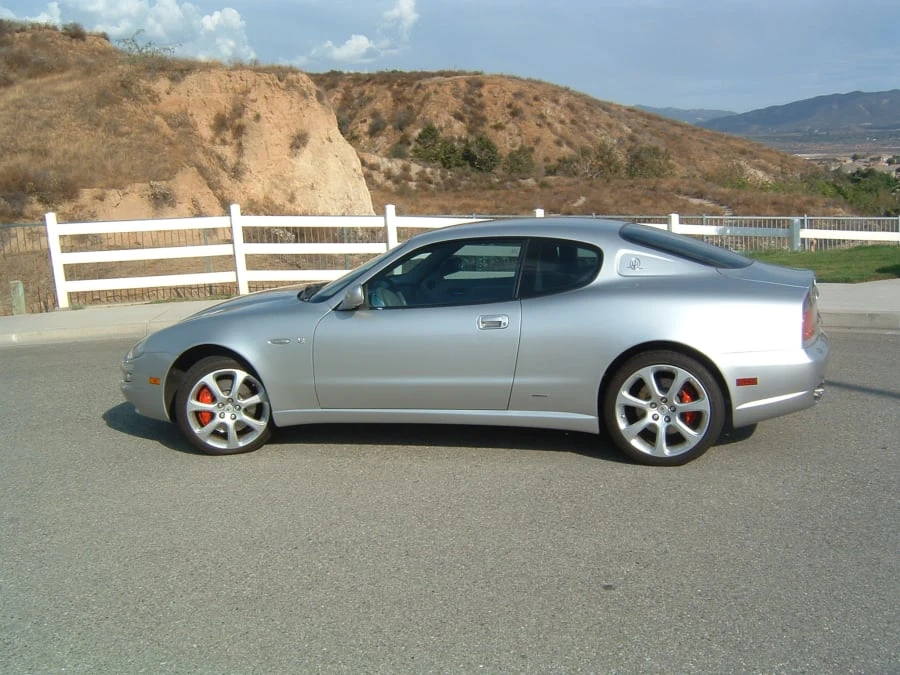 2004 Maserati Coupe - Image 2 of 8