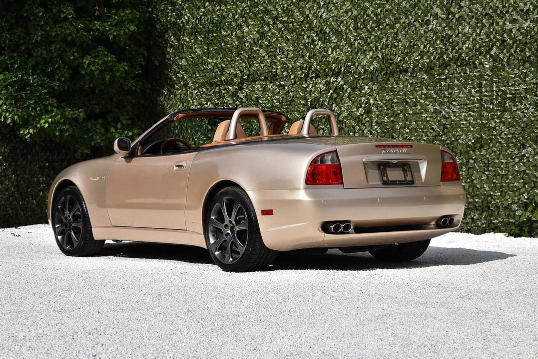 2004 Maserati Spyder - Image 15 of 30
