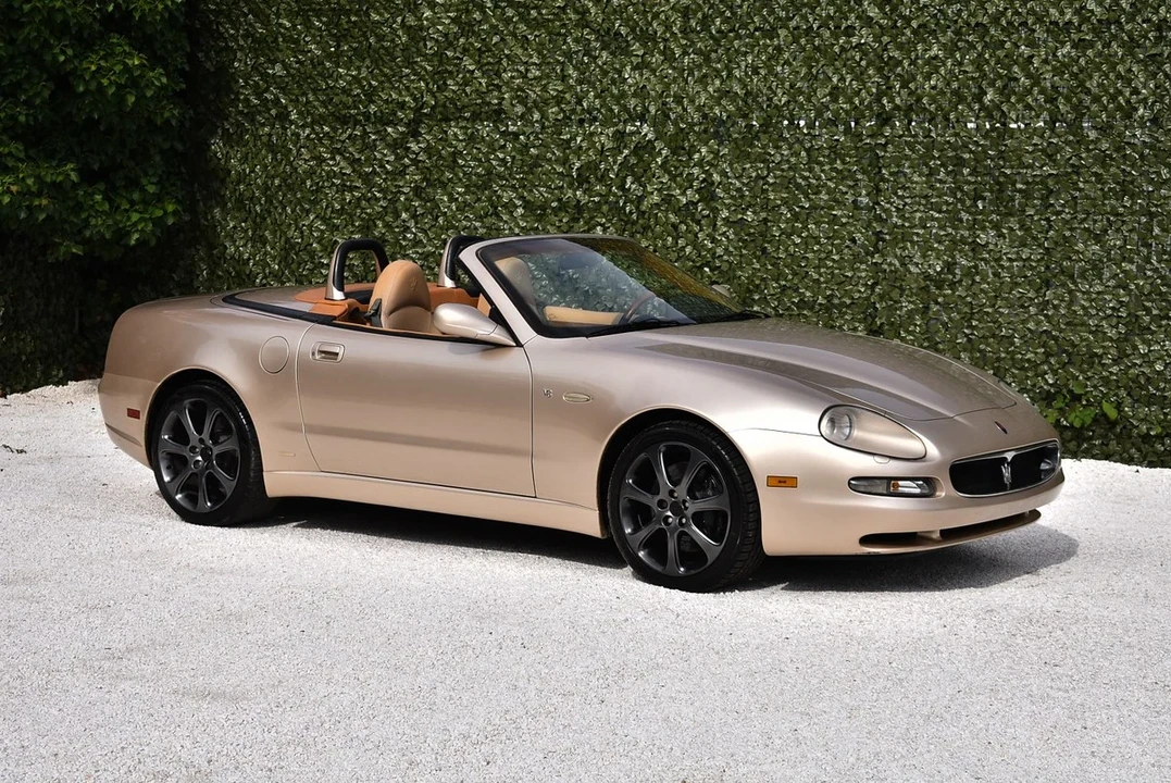 2004 Maserati Spyder - Image 7 of 30