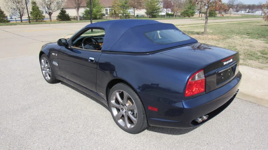 2004 Maserati Spyder - Image 9 of 10