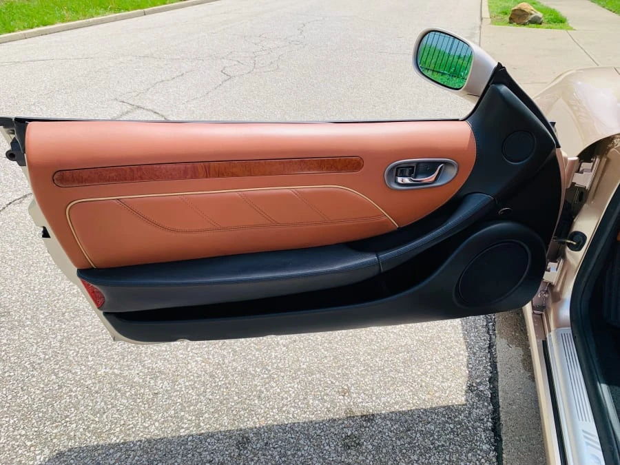 2004 Maserati Spyder - Image 4 of 14
