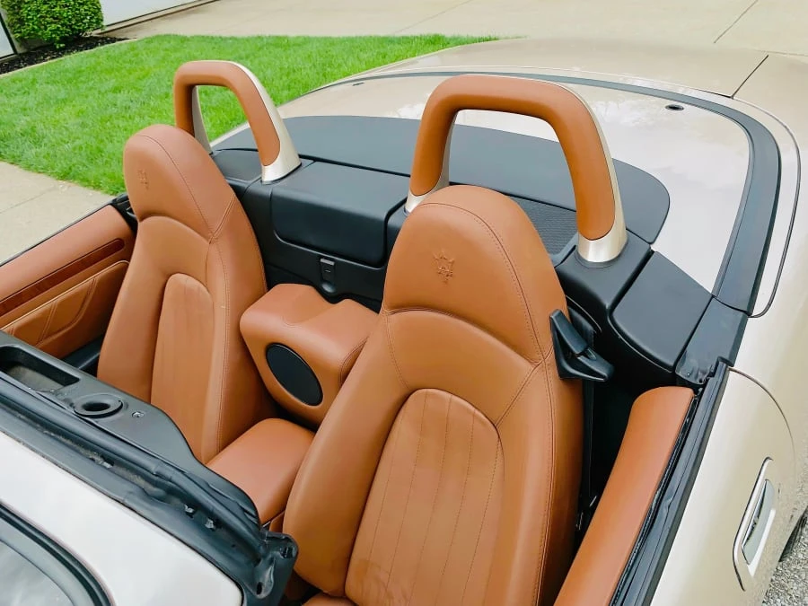 2004 Maserati Spyder - Image 7 of 14