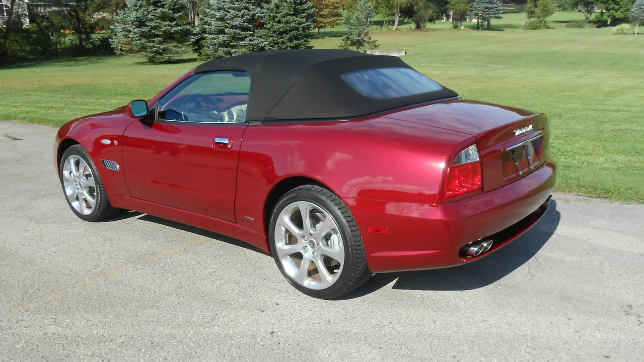 2004 Maserati Spyder - Image 3 of 17
