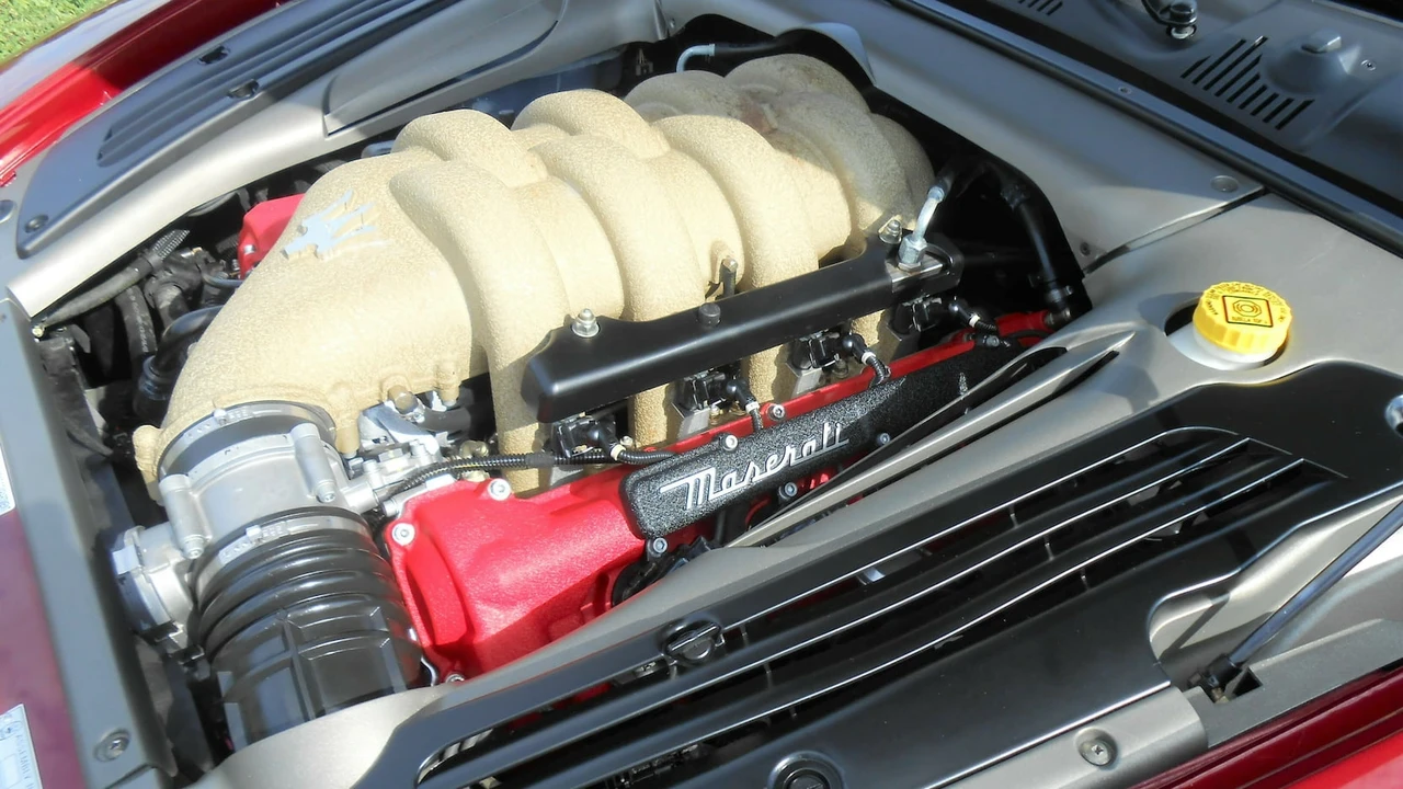 2004 Maserati Spyder - Image 6 of 17