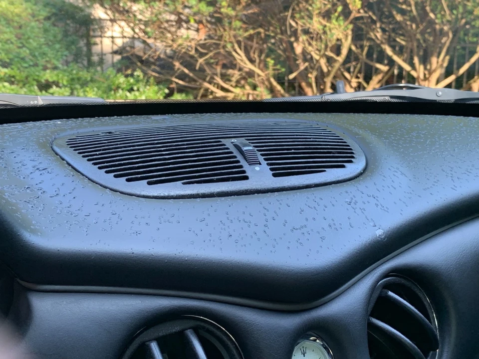 2004 Maserati Coupe - Image 11 of 15
