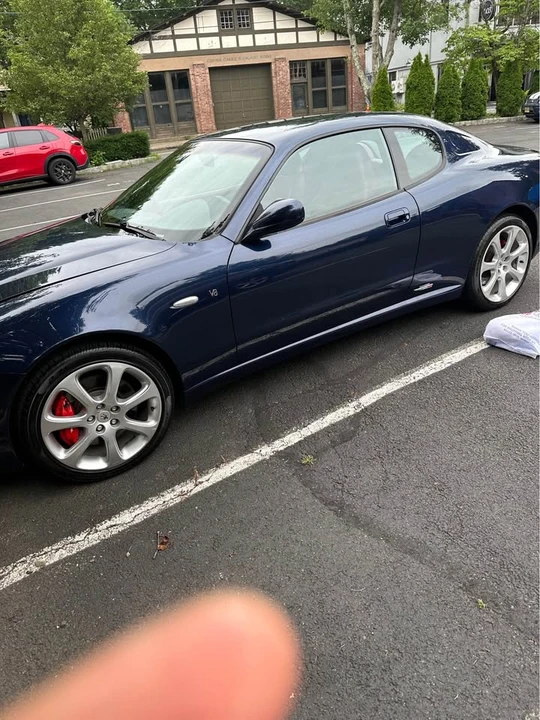2004 Maserati Coupe - Image 6 of 10