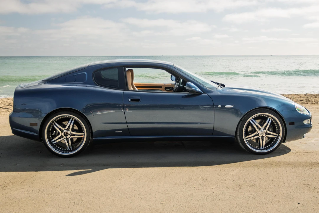 2004 Maserati Coupe - Image 3 of 21