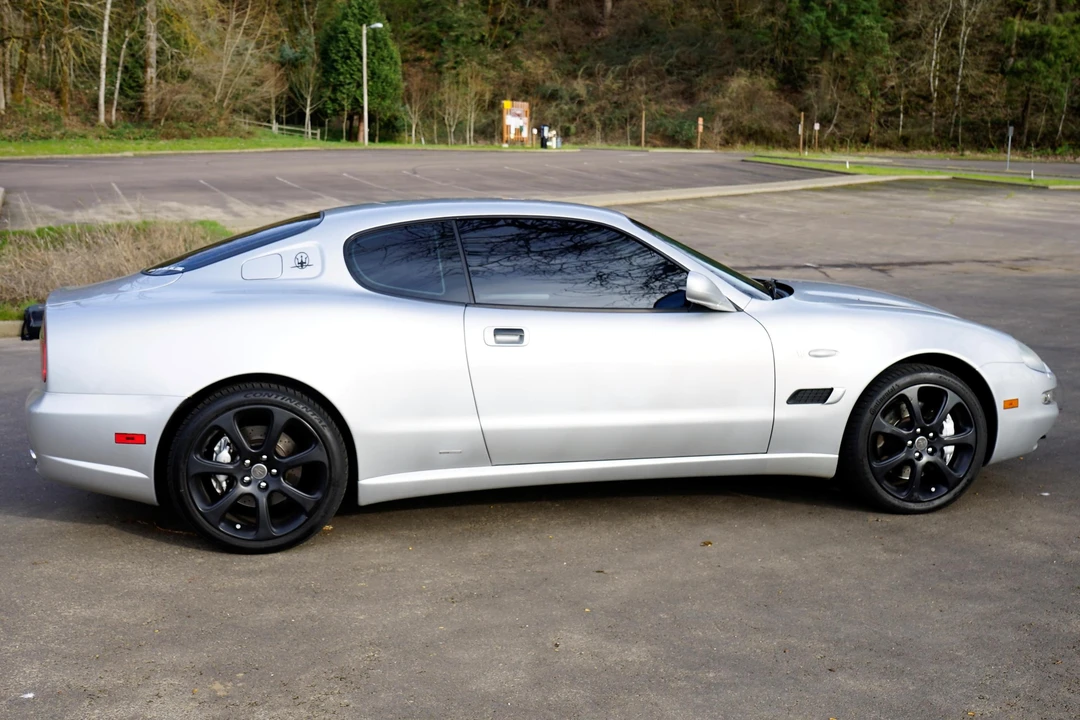 2004 Maserati Coupe - Image 3 of 5
