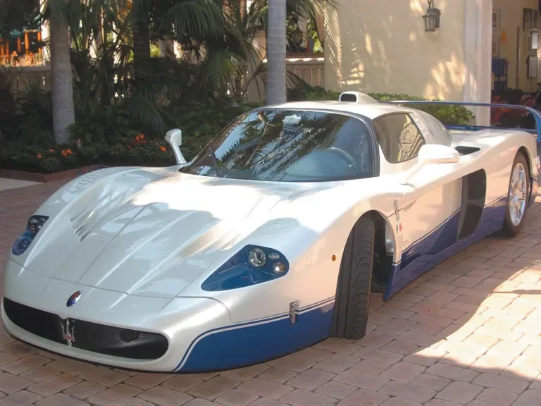 2004 Maserati MC12 - Image 2 of 2