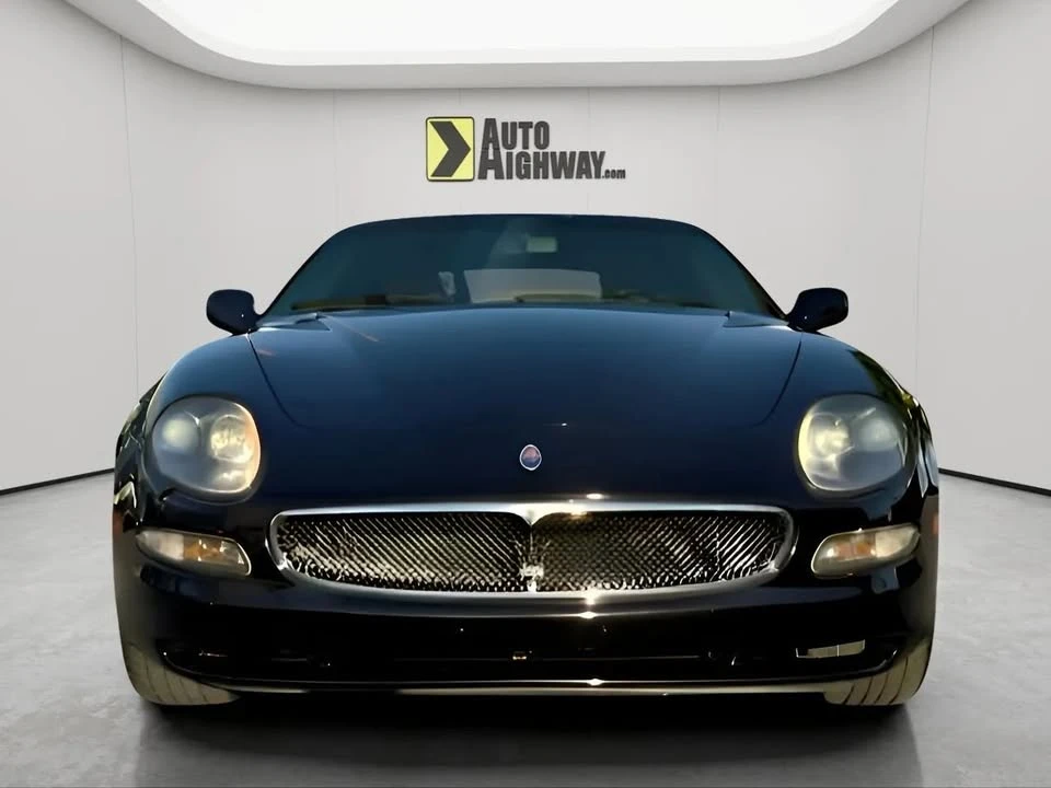 2004 Maserati Spyder - Image 12 of 16