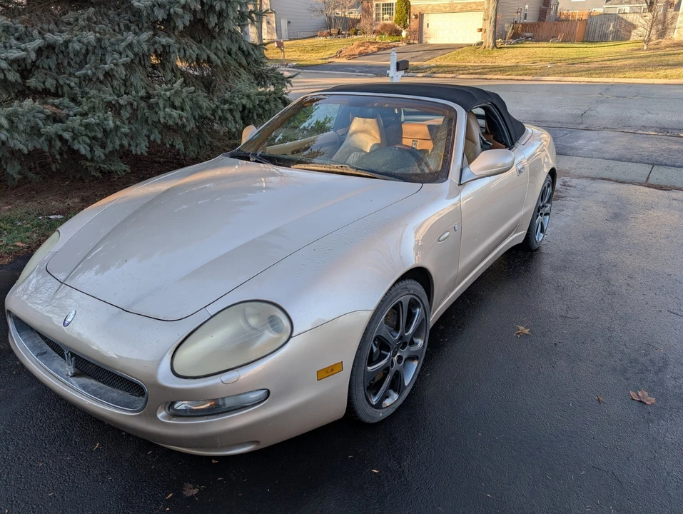 2004 Maserati Spyder - Image 2 of 9