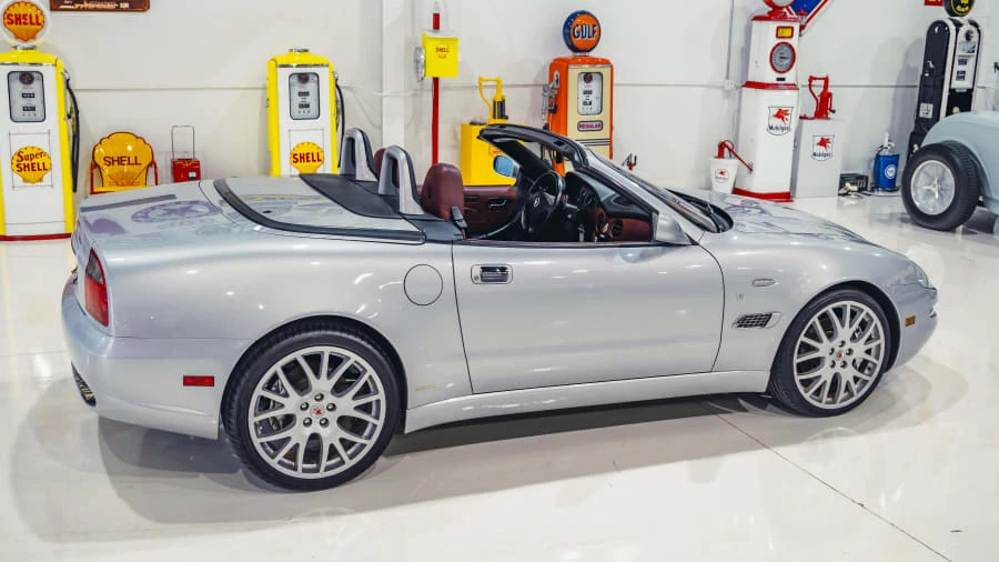 2004 Maserati Spyder - Image 11 of 31