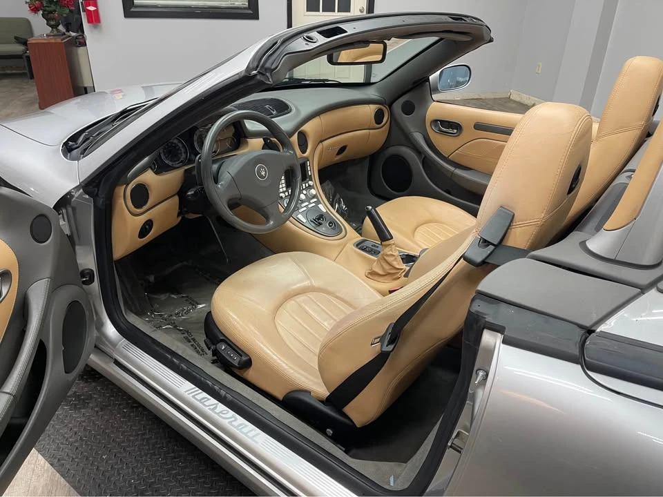 2004 Maserati Spyder - Image 15 of 20