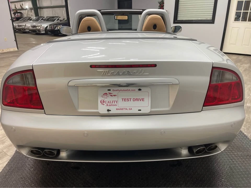 2004 Maserati Spyder - Image 11 of 20