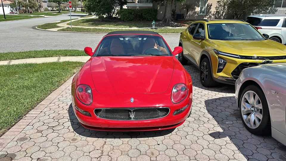 2004 Maserati Spyder - Image 1 of 11