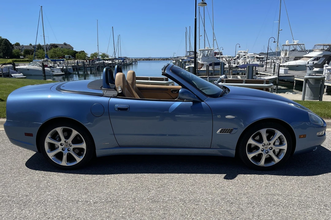 2004 Maserati Spyder - Image 3 of 31