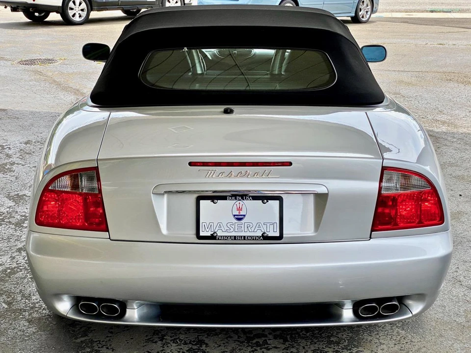 2004 Maserati Spyder - Image 13 of 31