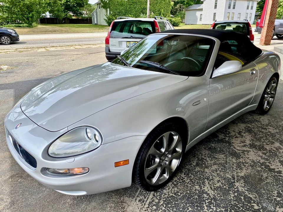 2004 Maserati Spyder - Image 8 of 31