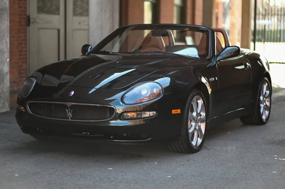 2004 Maserati - Image 2 of 20