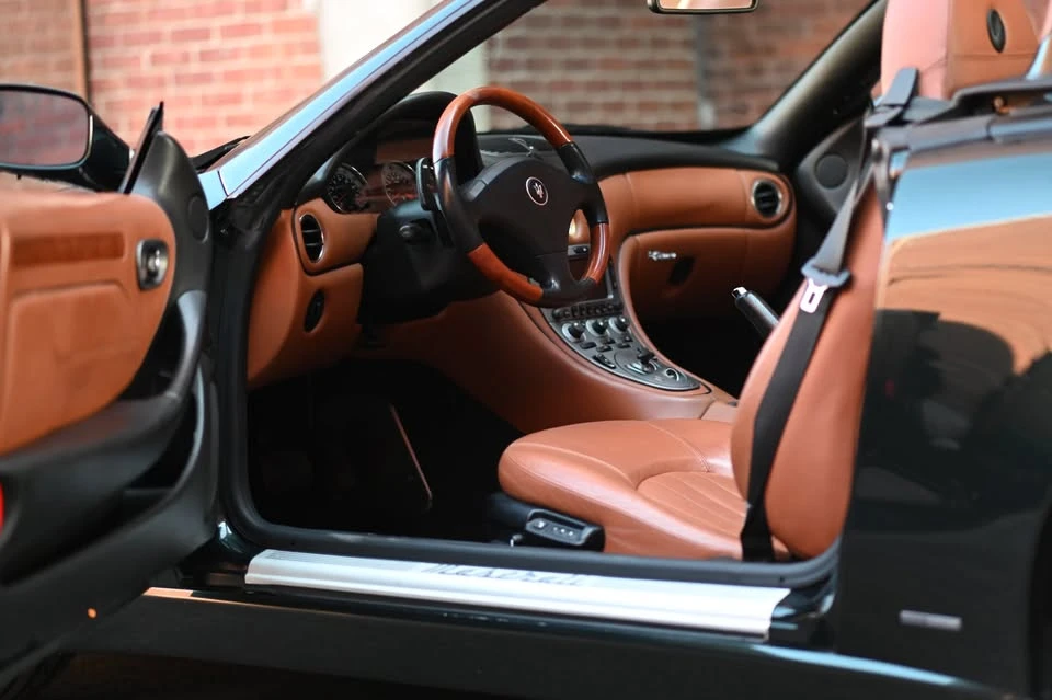 2004 Maserati - Image 10 of 20