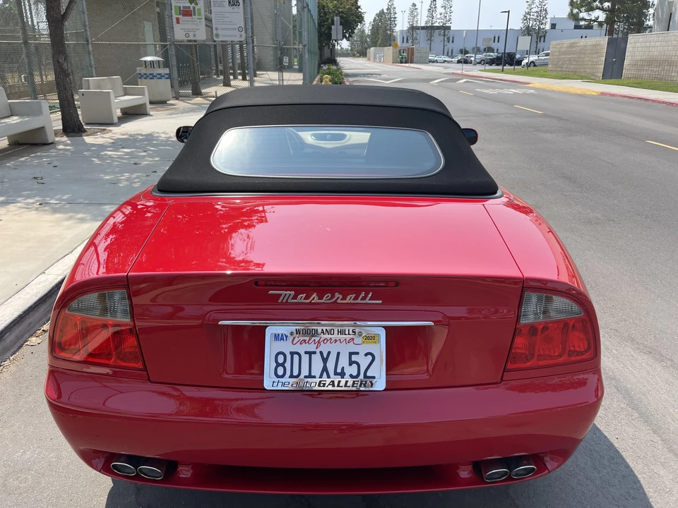 2004 Maserati Spyder - Image 13 of 31