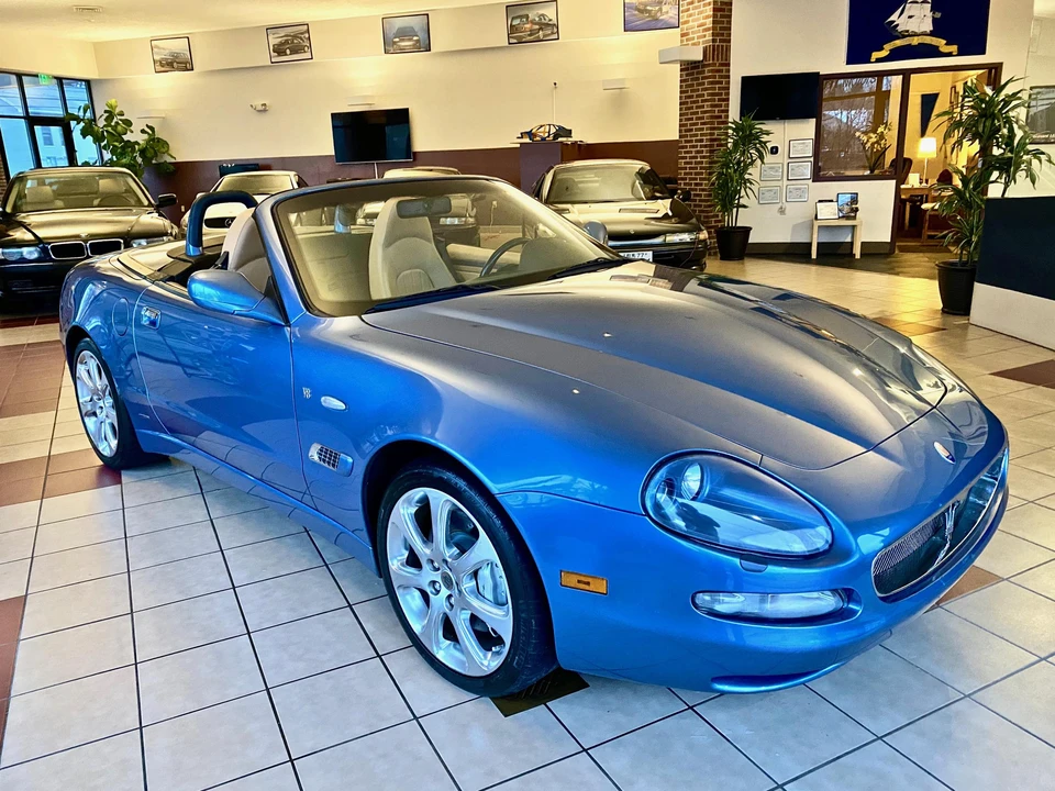 2004 Maserati Spyder - Image 7 of 31
