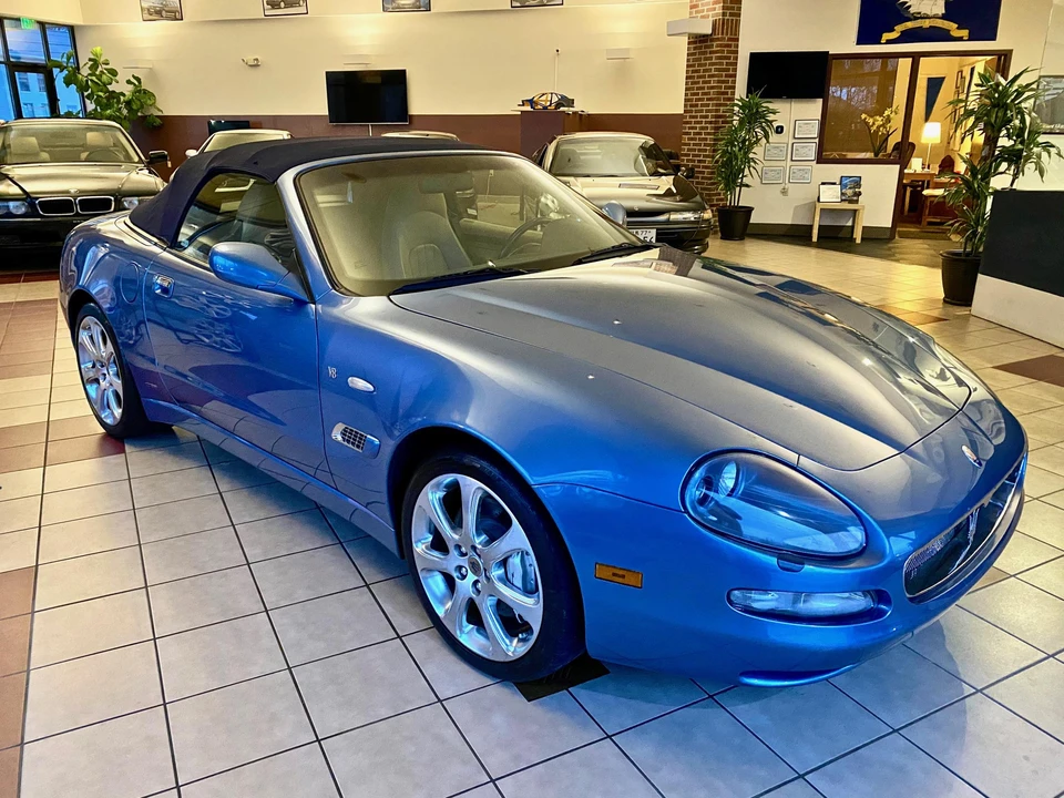 2004 Maserati Spyder - Image 8 of 31