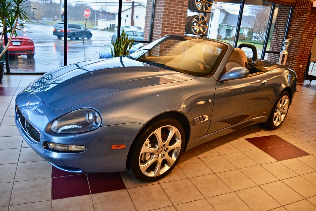 2004 Maserati Spyder - Image 14 of 31