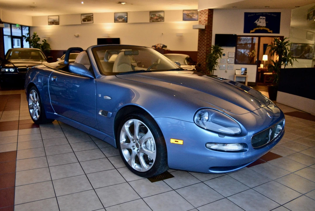 2004 Maserati Spyder - Image 9 of 31
