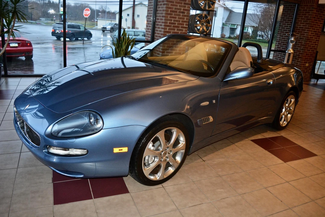 2004 Maserati Spyder - Image 15 of 31