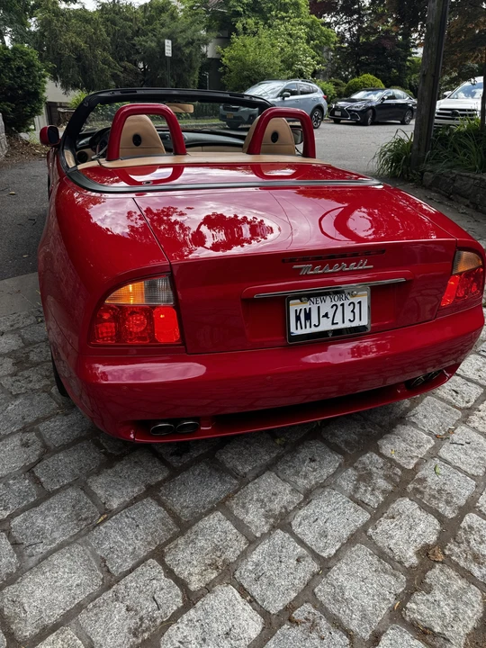 2004 Maserati Spyder - Image 9 of 31