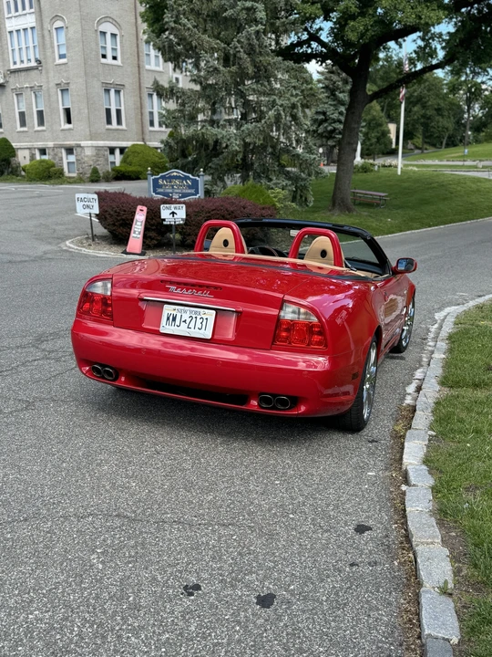 2004 Maserati Spyder - Image 13 of 31